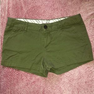 🍒🍒3/$20🍒🍒 Women’s Olive Green Chino Shorts